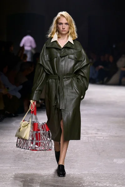 Look 55